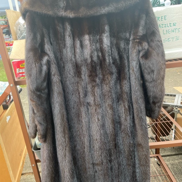 REAL MINK COAT - Picture 3 of 9